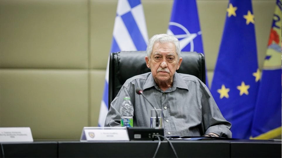 Κουβέλης: «Θα προχωρήσει η αγορά γαλλικών φρεγατών – Ένταση στο χώρο της κυπριακής ΑΟΖ»